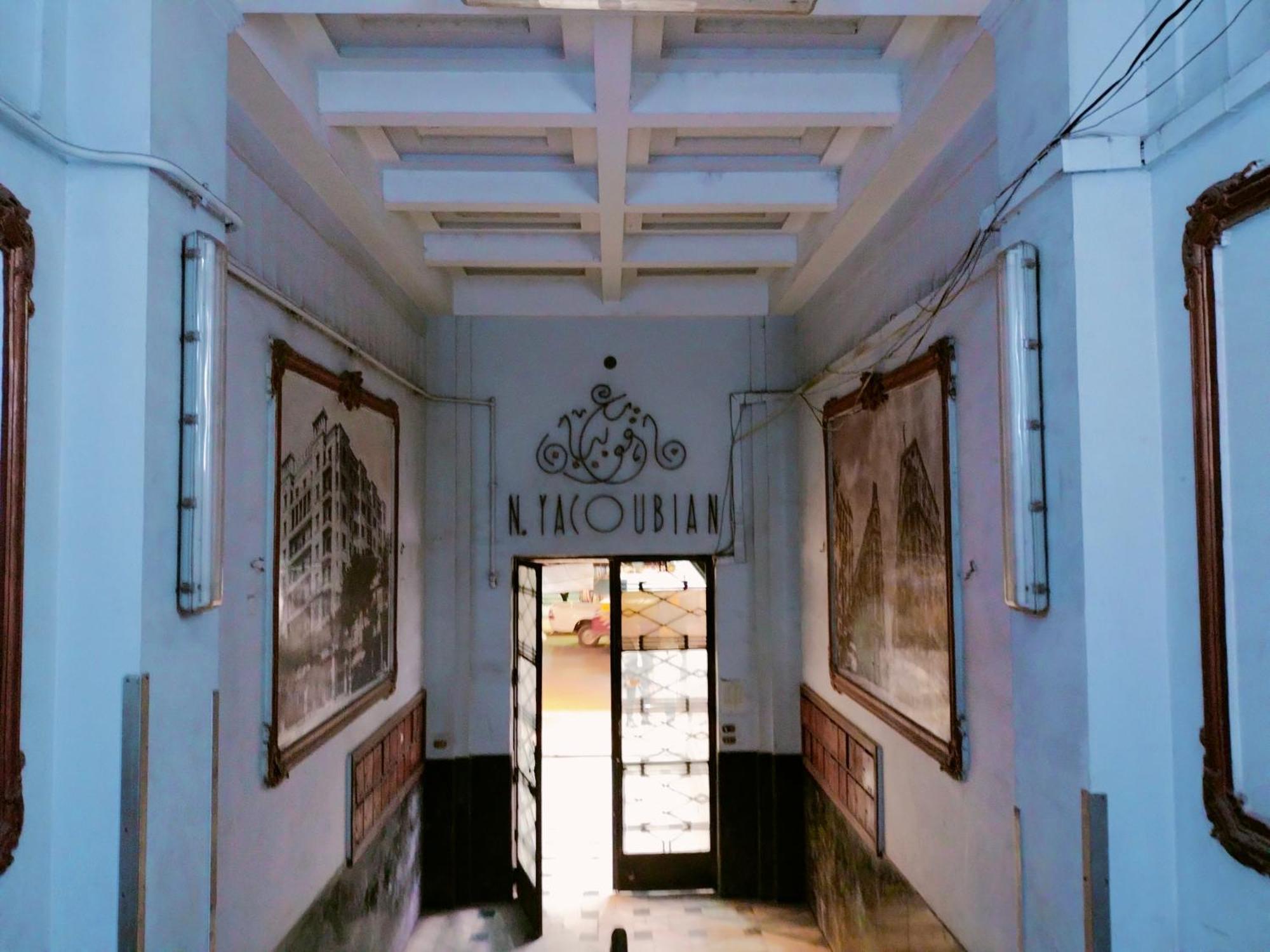 Royal Apartment In Talaat Harb Downtown القاهرة المظهر الخارجي الصورة